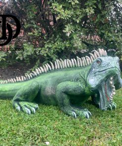 Large Resin Iguana Sculpture, Ornament